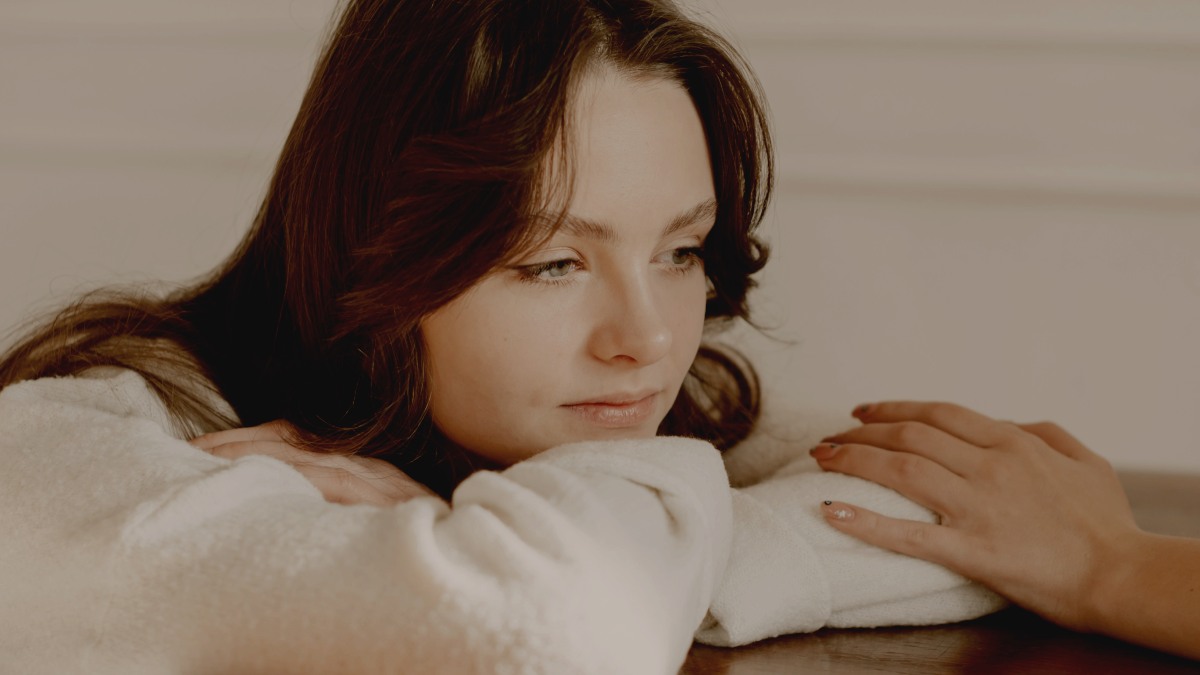 2 Subtle Habits That Keep You Emotionally Stuck